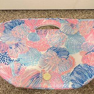 Lilly Pulitzer Colorful Seashell Insulated  Tote